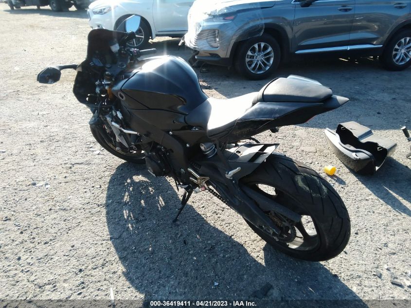 2017 YAMAHA YZFR6 JYARJ28E3HA001497
