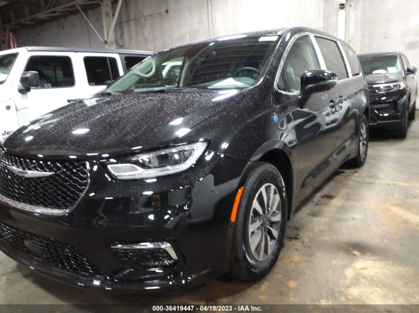 2023 CHRYSLER PACIFICA HYBRID TOURING L - 2C4RC1L74PR541811