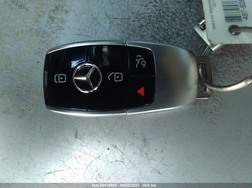 2018 MERCEDES-BENZ E-CLASS E 300 - WDDZF4JB3JA452264