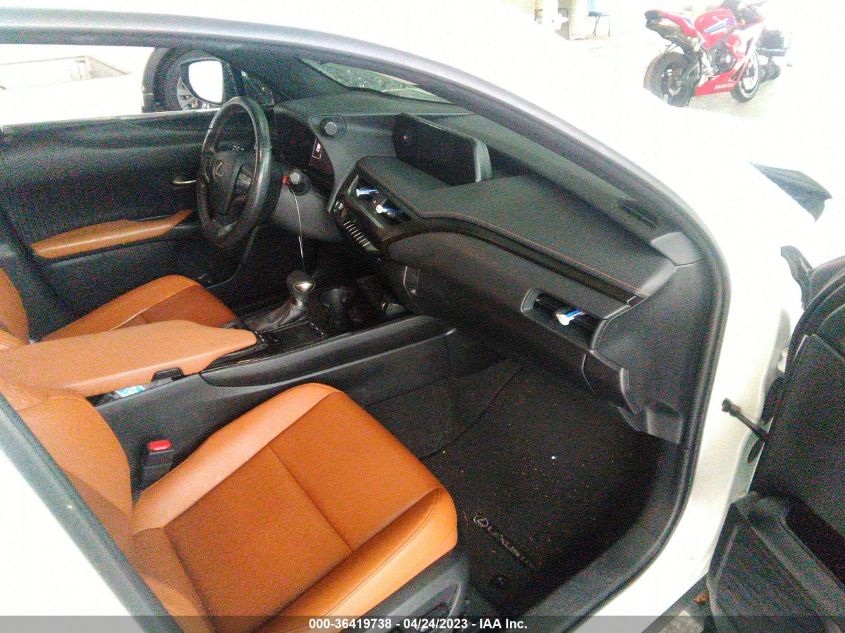 2019 LEXUS UX UX 200 LUXURY JTHY3JBH6K2014848