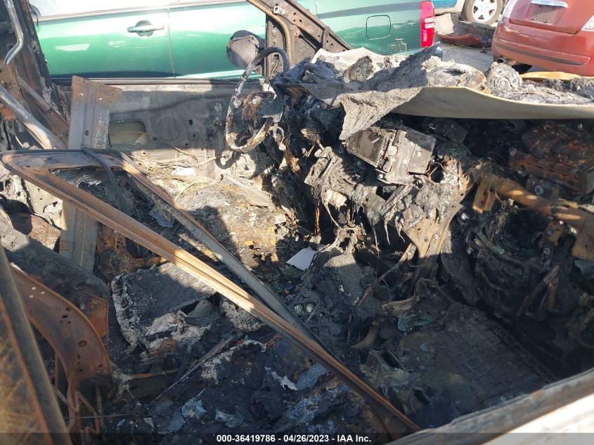 2014 TOYOTA SIENNA XLE - 5TDYK3DC1ES465958