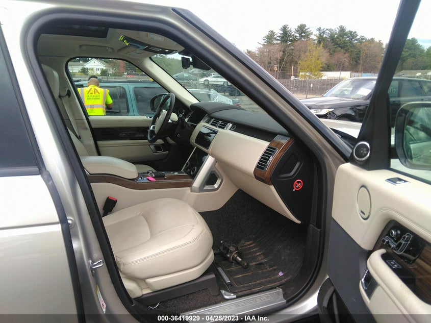 VIN SALGS2SVXJA397444 2018 LAND ROVER RANGE ROVER HSE