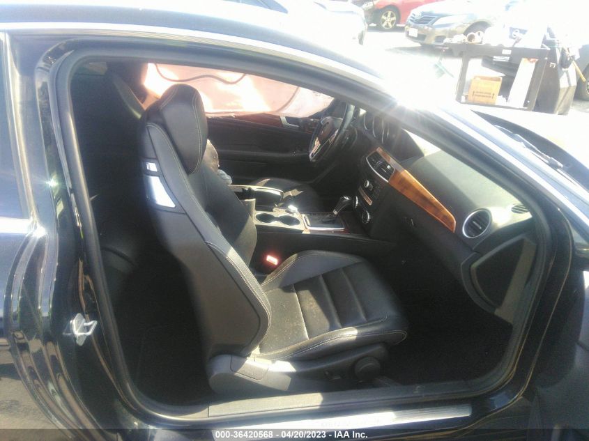 2014 MERCEDES-BENZ C-CLASS C 250 - WDDGJ4HB4EG189152