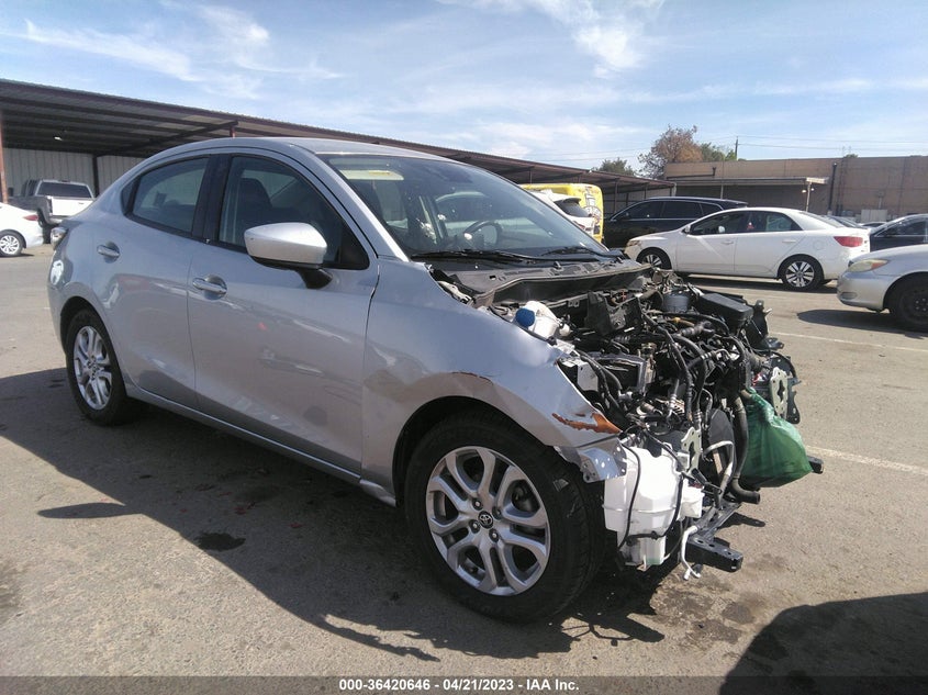 VIN 3MYDLBYV4HY188237 2017 TOYOTA YARIS IA