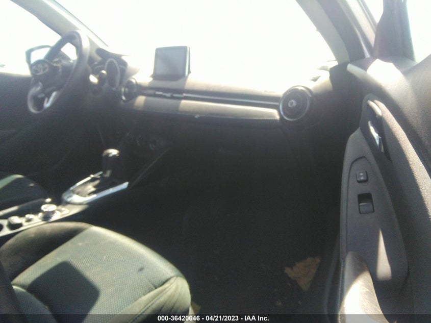 VIN 3MYDLBYV4HY188237 2017 TOYOTA YARIS IA
