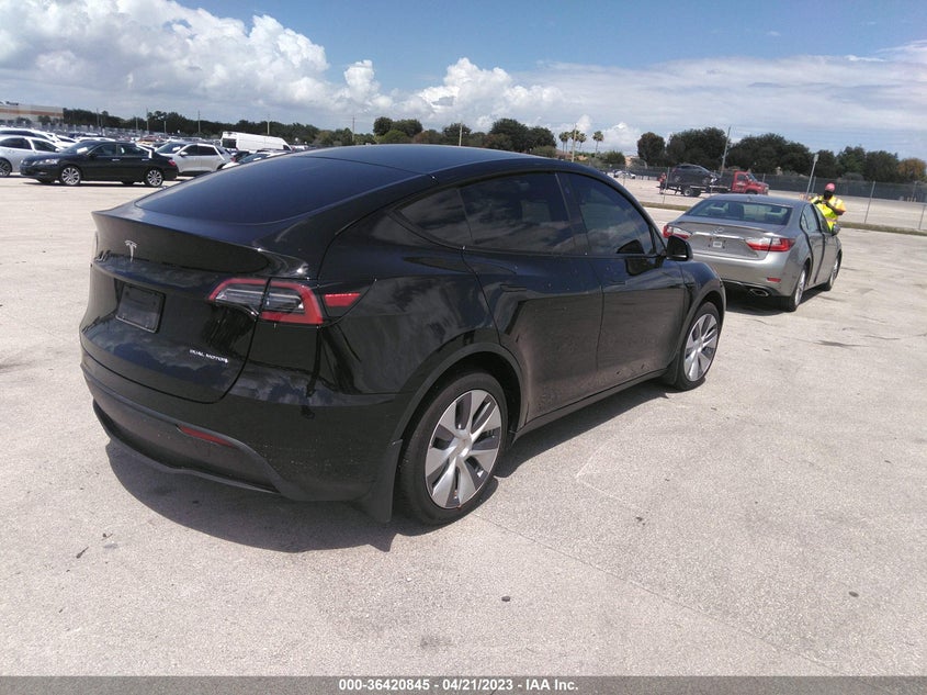 VIN 7SAYGDEE1NA002861 2022 TESLA MODEL Y LONG RANGE