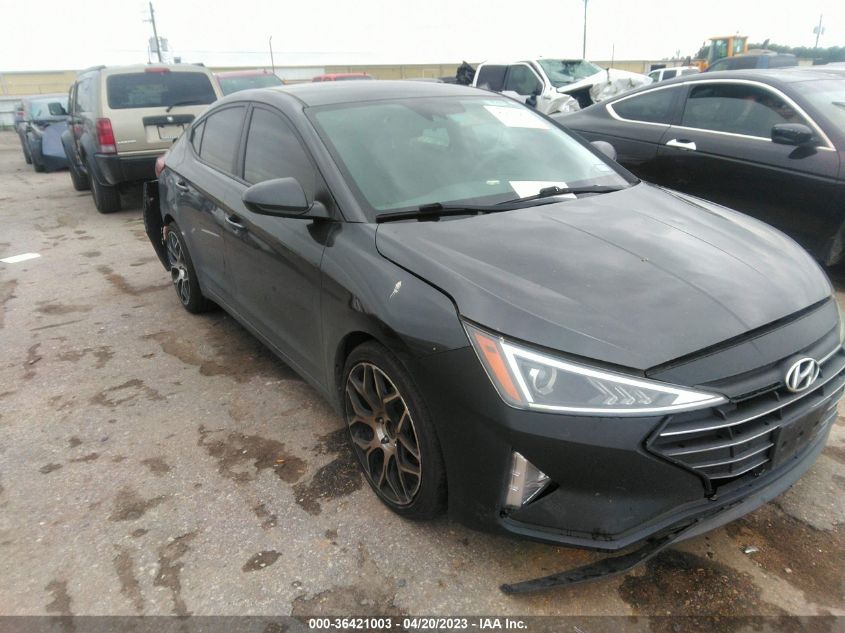 2020 HYUNDAI ELANTRA SE - 5NPD74LFXLH595192