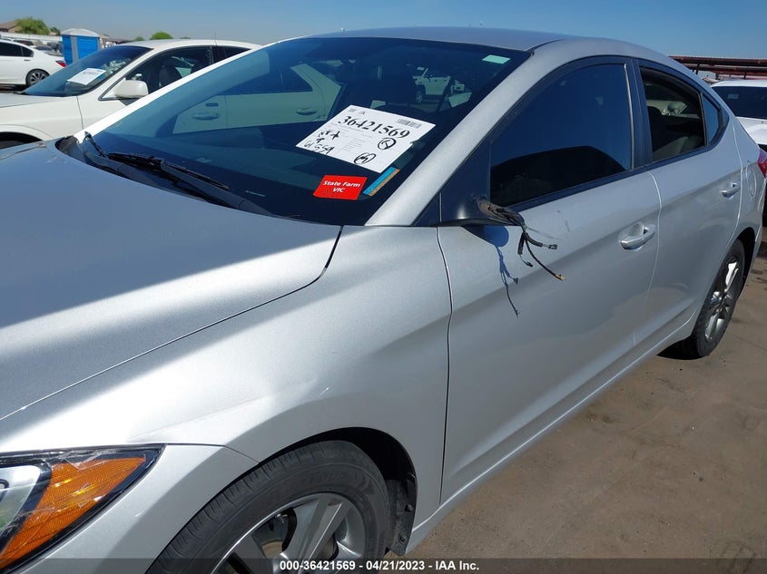 VIN 5NPD84LFXJH267801 2018 HYUNDAI ELANTRA SEL