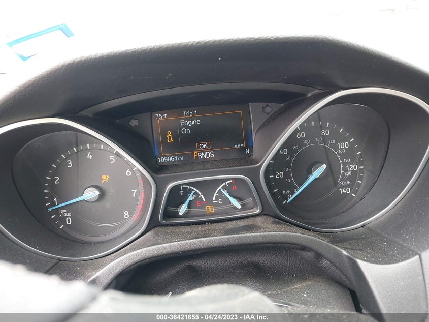 VIN 1FADP3J23JL271784 2018 FORD FOCUS TITANIUM