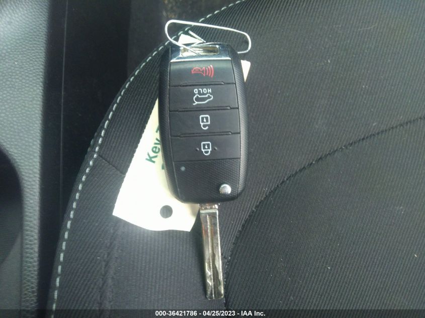 2018 KIA SOUL + - KNDJP3A52J7592151