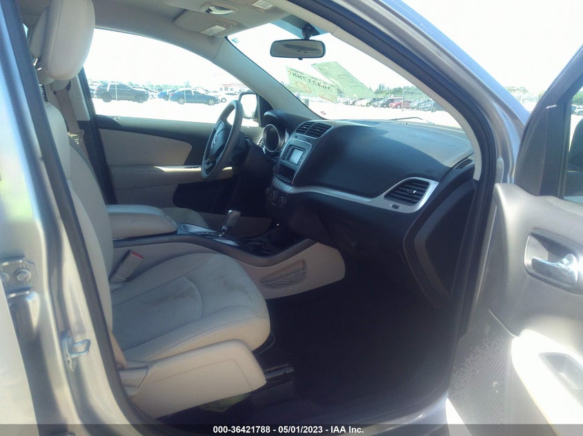 VIN 3C4PDCABXHT519494 2017 DODGE JOURNEY SE