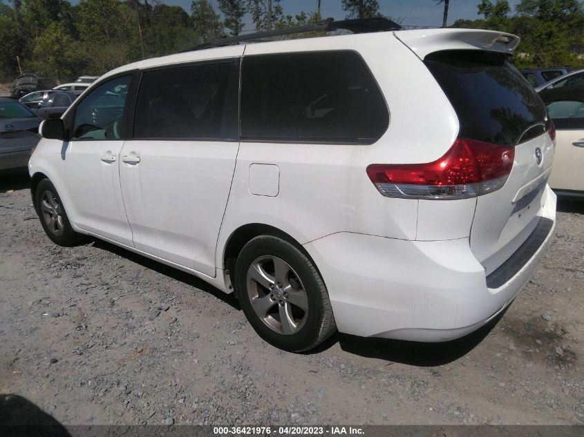 2013 TOYOTA SIENNA LE - 5TDKK3DC6DS289560