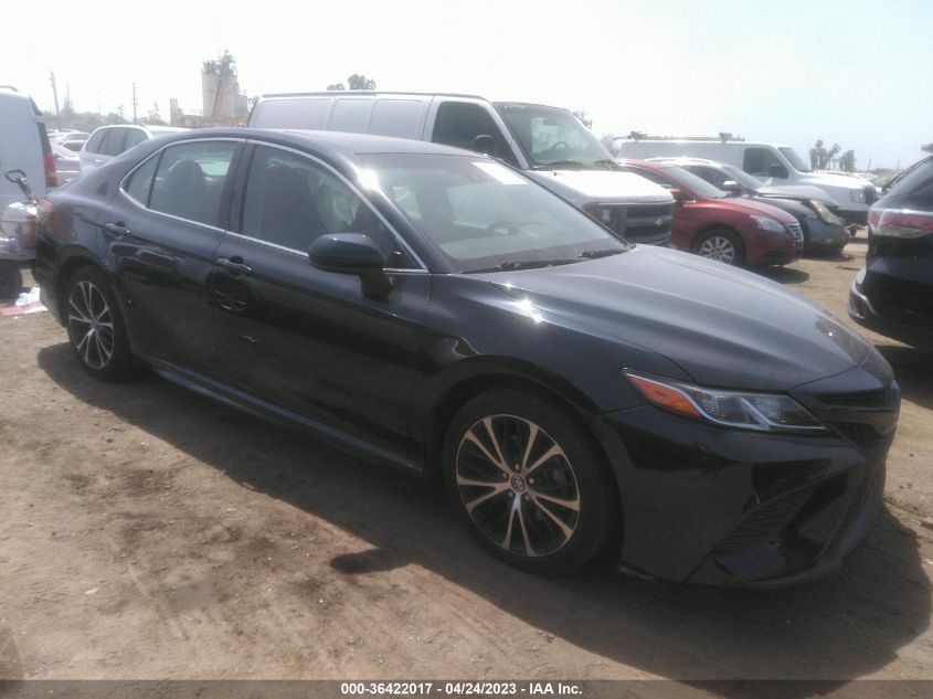 2018 TOYOTA CAMRY LE/SE/XLE/L - 4T1B11HK0JU581247