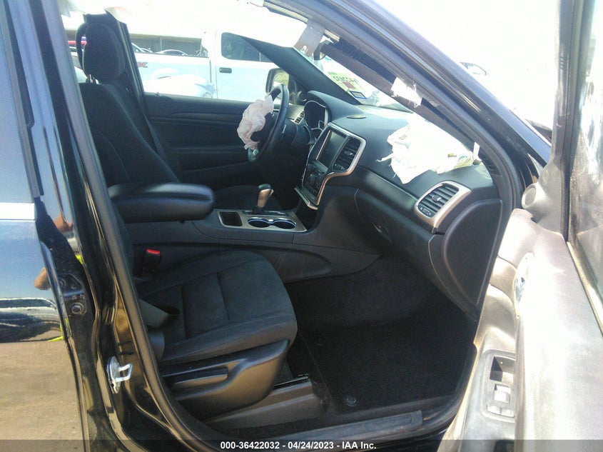 VIN 1C4RJEAG4HC678872 2017 JEEP GRAND CHEROKEE LAREDO