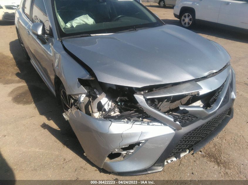 2018 TOYOTA CAMRY LE/SE/XLE/L - 4T1B11HK4JU648058
