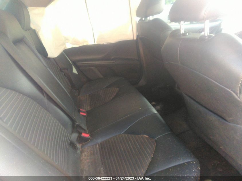 2018 TOYOTA CAMRY LE/SE/XLE/L - 4T1B11HK4JU648058