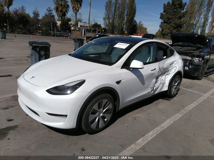 VIN 7SAYGDEE6PF622594 2023 TESLA MODEL Y LONG RANGE