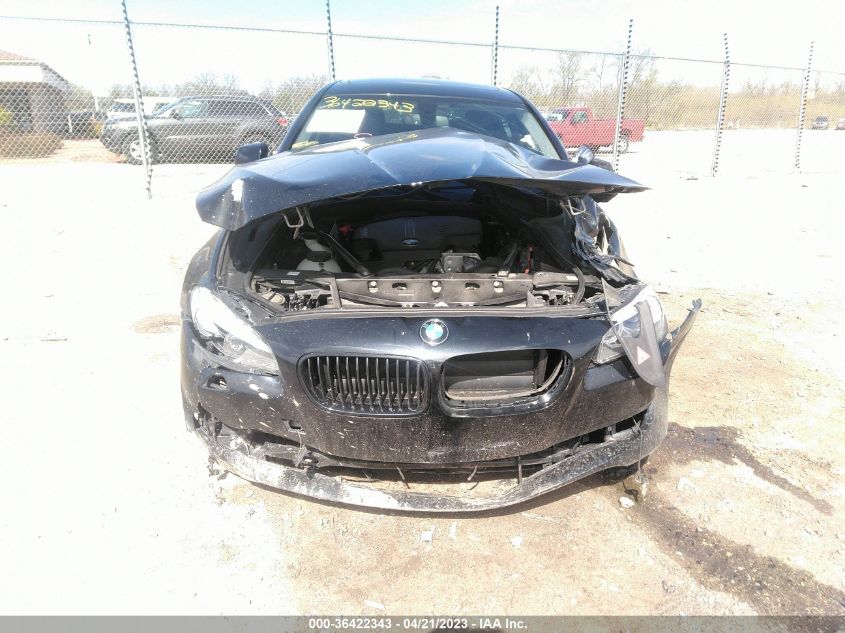 2013 BMW 5 SERIES 528I XDRIVE - WBAXH5C50DD112014