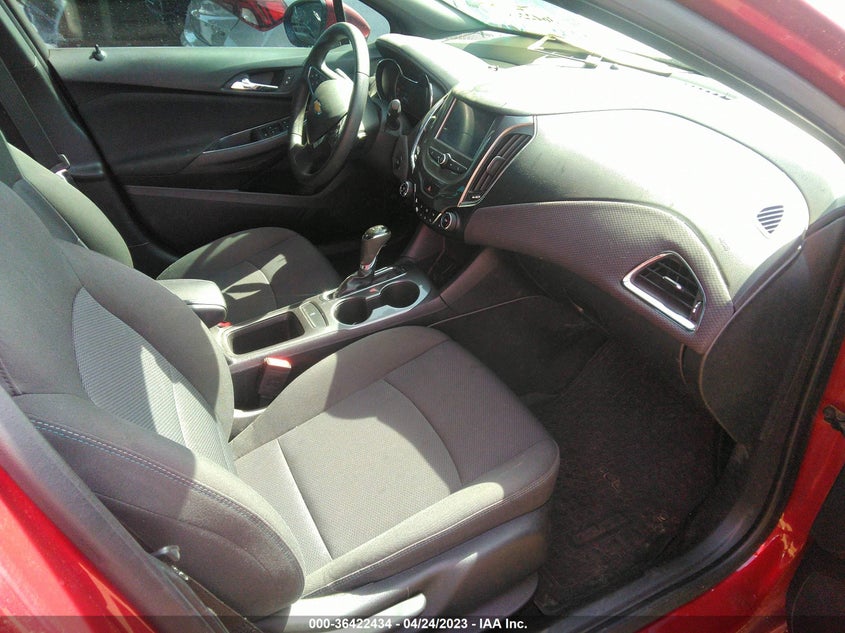 VIN 3G1BE6SM5JS586100 2018 CHEVROLET CRUZE LT
