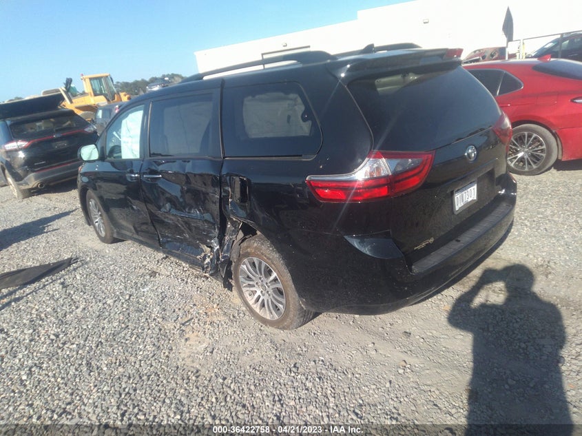 VIN 5TDYZ3DC7LS067517 2020 TOYOTA SIENNA XLE AUTO ACCESS