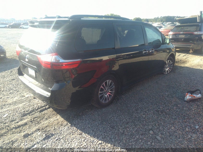 VIN 5TDYZ3DC7LS067517 2020 TOYOTA SIENNA XLE AUTO ACCESS