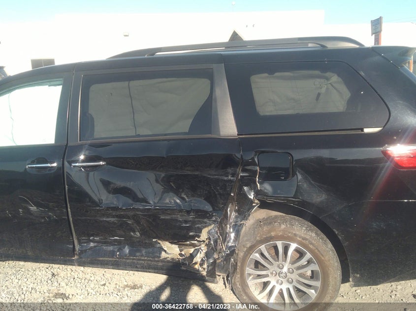 VIN 5TDYZ3DC7LS067517 2020 TOYOTA SIENNA XLE AUTO ACCESS