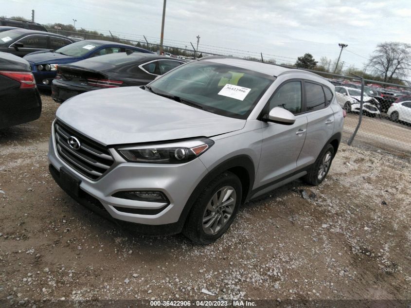 2017 HYUNDAI TUCSON SE - KM8J33A48HU358557