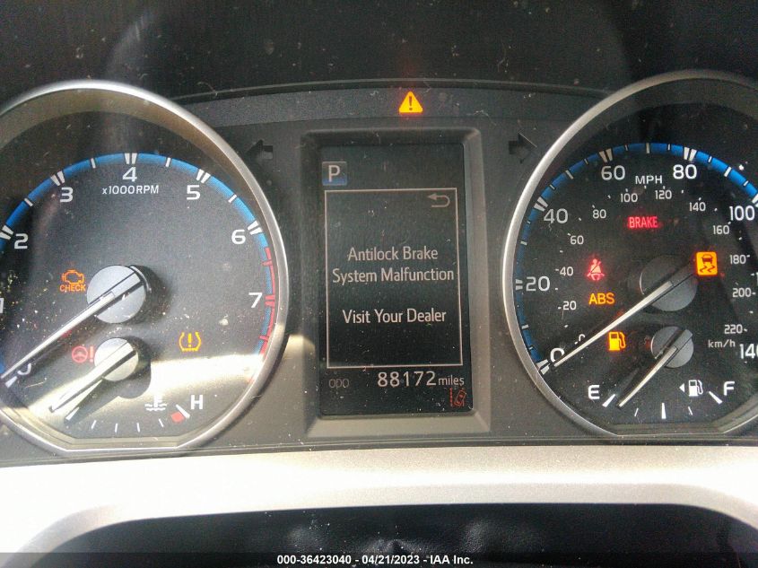 2017 TOYOTA RAV4 LE - JTMZFREV7HJ134136