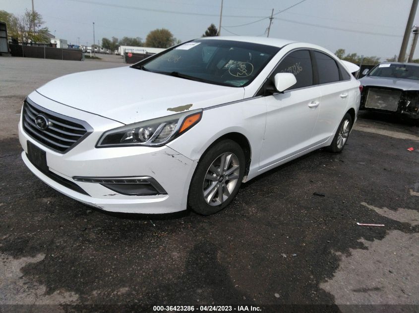 2015 HYUNDAI SONATA 2.4L SE - 5NPE24AF2FH254976