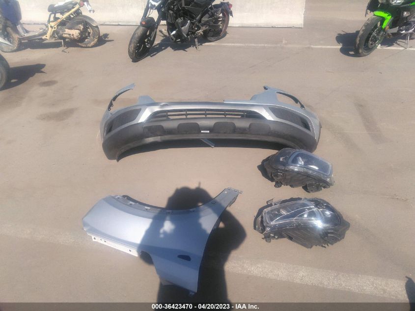 2023 HYUNDAI VENUE SEL - KMHRC8A32PU210166