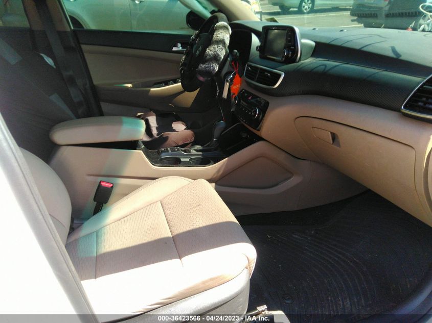2019 HYUNDAI TUCSON SE - KM8J2CA49KU949409