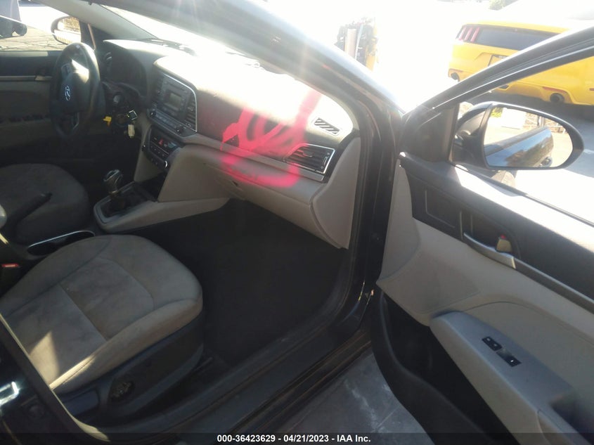 VIN 5NPD74LF9HH166827 2017 HYUNDAI ELANTRA SE
