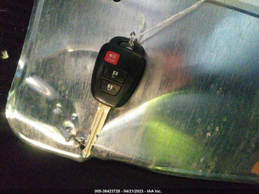 2013 TOYOTA RAV4 XLE - 2T3RFREV8DW107636