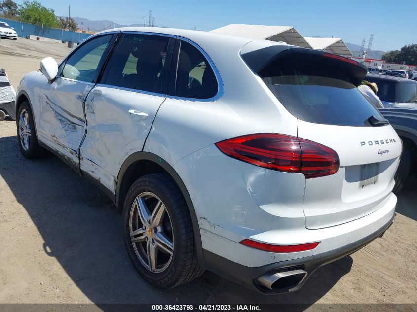 2016 PORSCHE CAYENNE WP1AA2A28GKA13279
