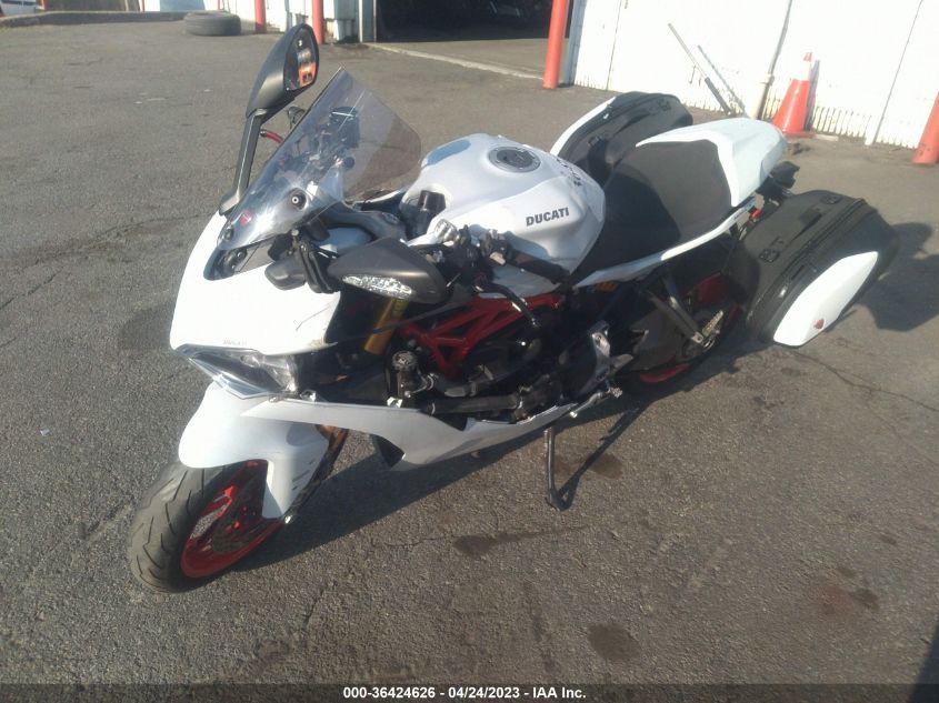 2017 DUCATI SUPERSPORT - ZDMVABDS5HB001949