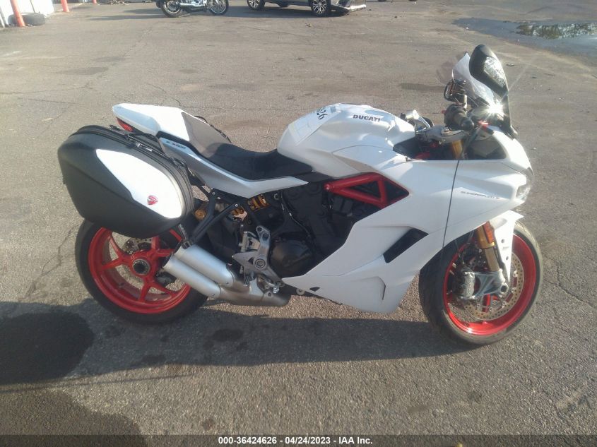 2017 DUCATI SUPERSPORT - ZDMVABDS5HB001949
