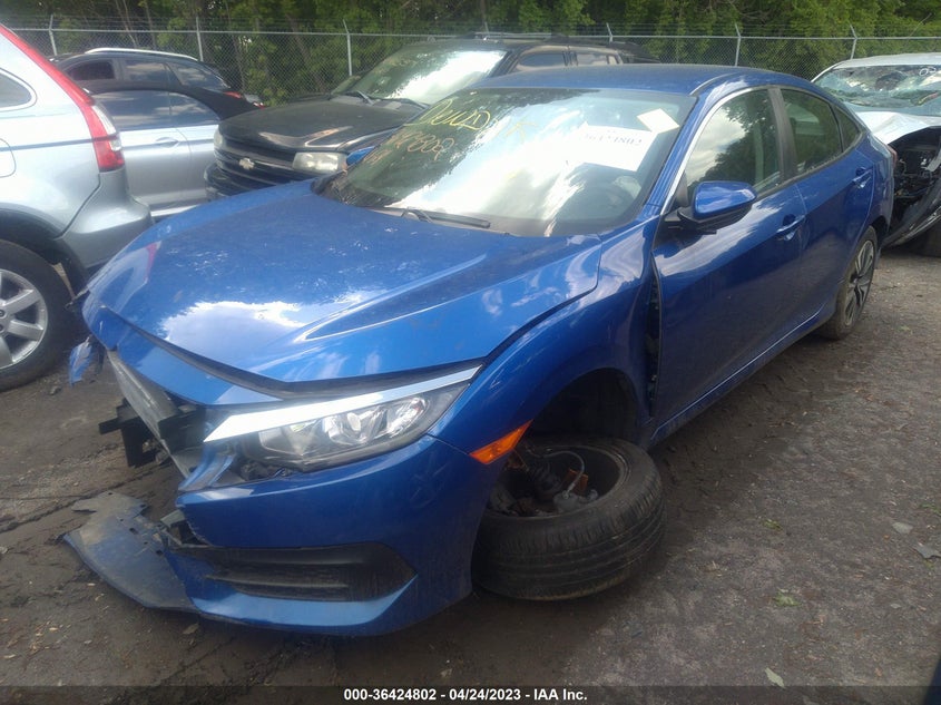 VIN 2HGFC2F58JH526696 2018 HONDA CIVIC SEDAN LX