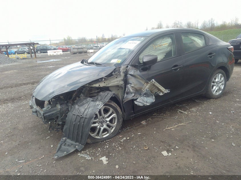 VIN 3MYDLBYV0HY181852 2017 TOYOTA YARIS IA