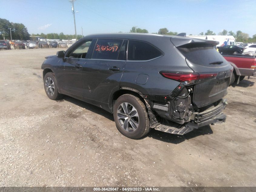 2022 TOYOTA HIGHLANDER XLE - 5TDGZRBH3NS247593