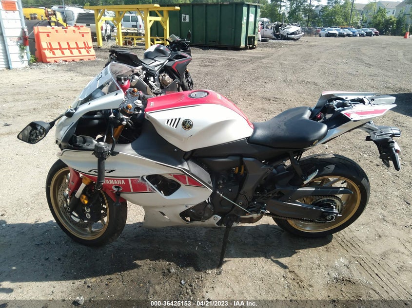 VIN JYARM38E3NA003789 2022 YAMAHA YZFR7