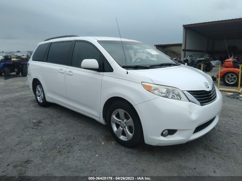 2013 TOYOTA SIENNA LE - 5TDKK3DC8DS370091