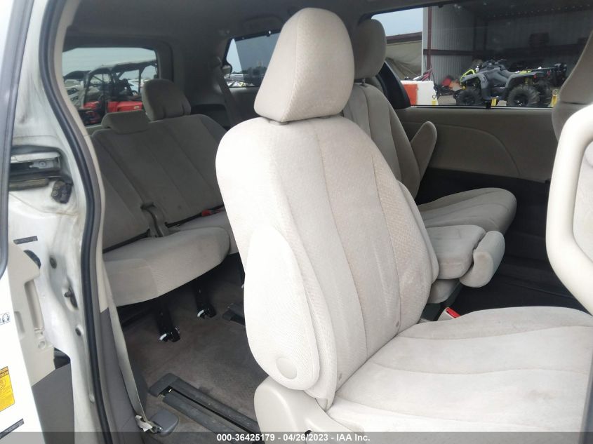 2013 TOYOTA SIENNA LE - 5TDKK3DC8DS370091