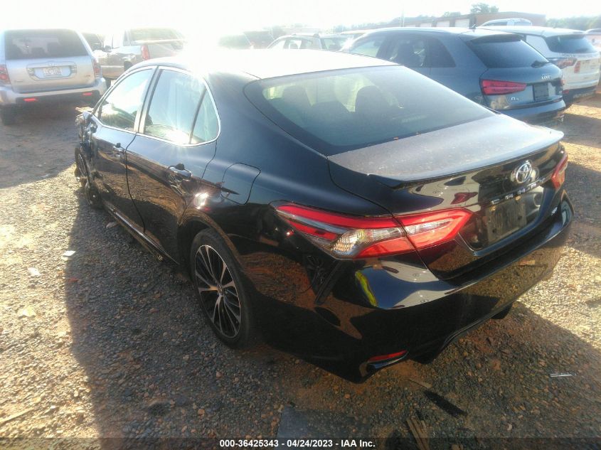 2018 TOYOTA CAMRY LE/SE/XLE/L - JTNB11HK8J3003015