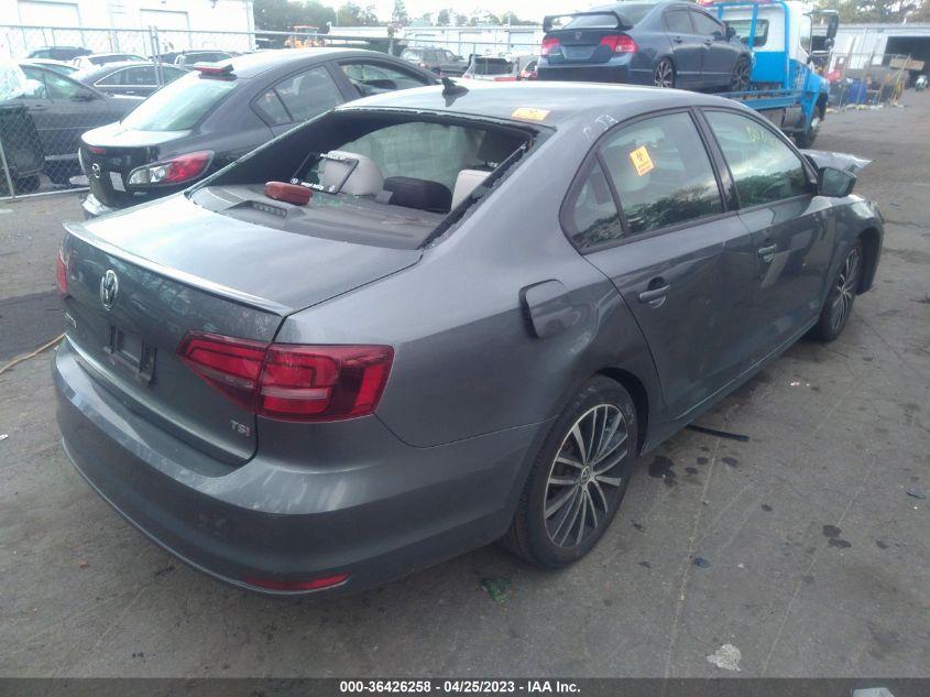 2017 VOLKSWAGEN JETTA 1.8T SPORT - 3VWD17AJ1HM302823