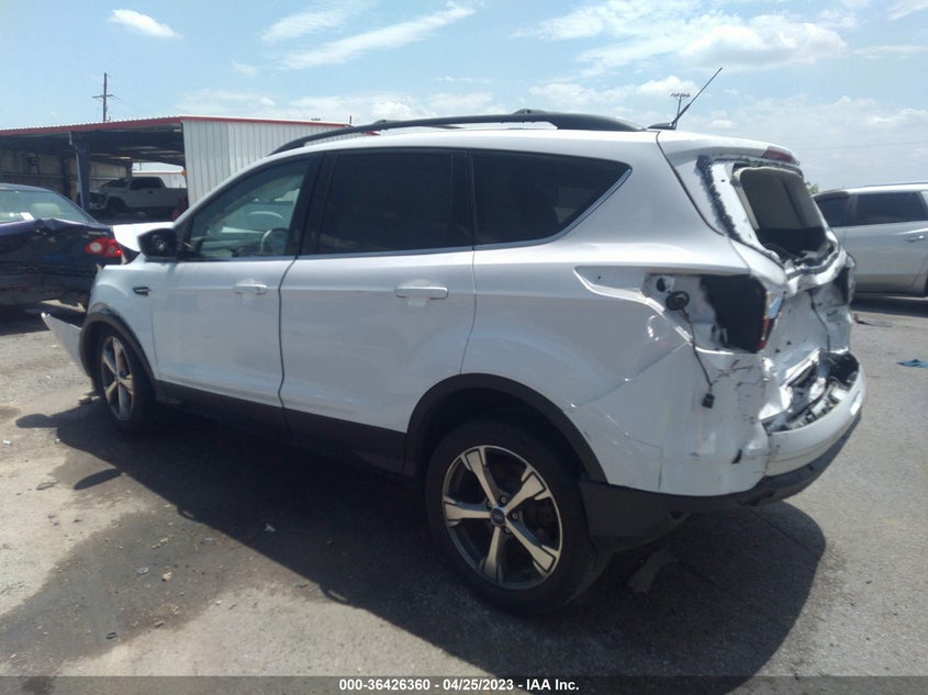 VIN 1FMCU0GD1HUC59879 2017 FORD ESCAPE SE