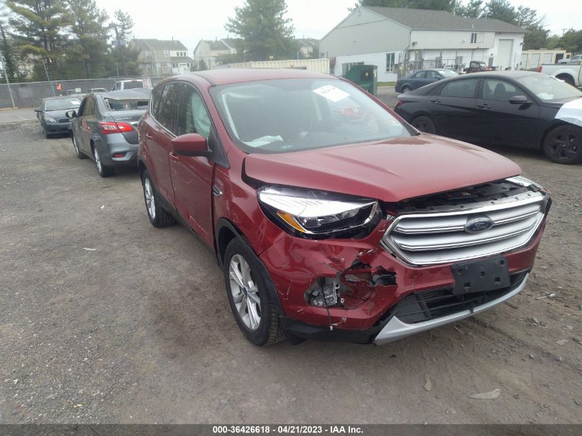 2017 FORD ESCAPE SE - 1FMCU9G9XHUB85376