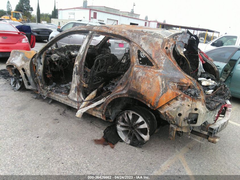 2014 INFINITI QX70 - JN8CS1MW5EM413290