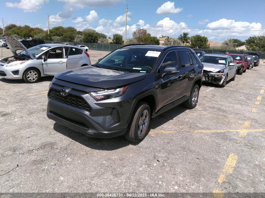 VIN 2T3W1RFV6NC208029 2022 TOYOTA RAV4 XLE