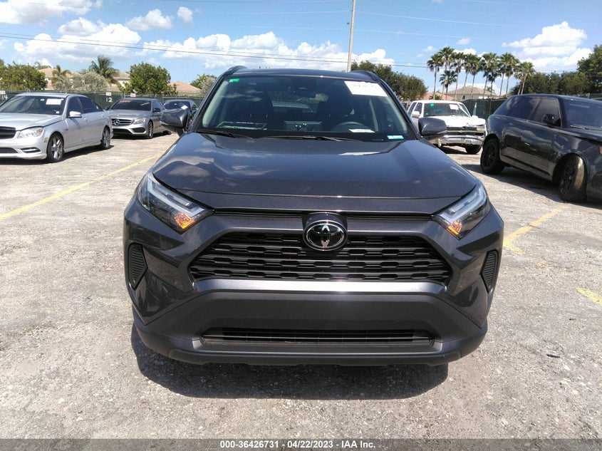 VIN 2T3W1RFV6NC208029 2022 TOYOTA RAV4 XLE