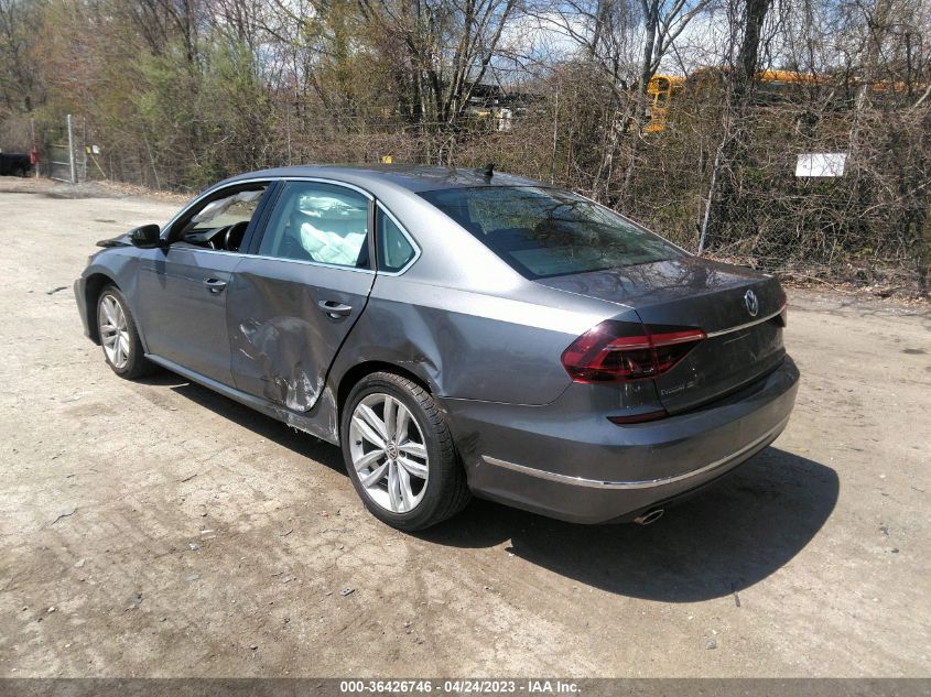 2018 VOLKSWAGEN PASSAT 2.0T SE - 1VWBA7A35JC001102